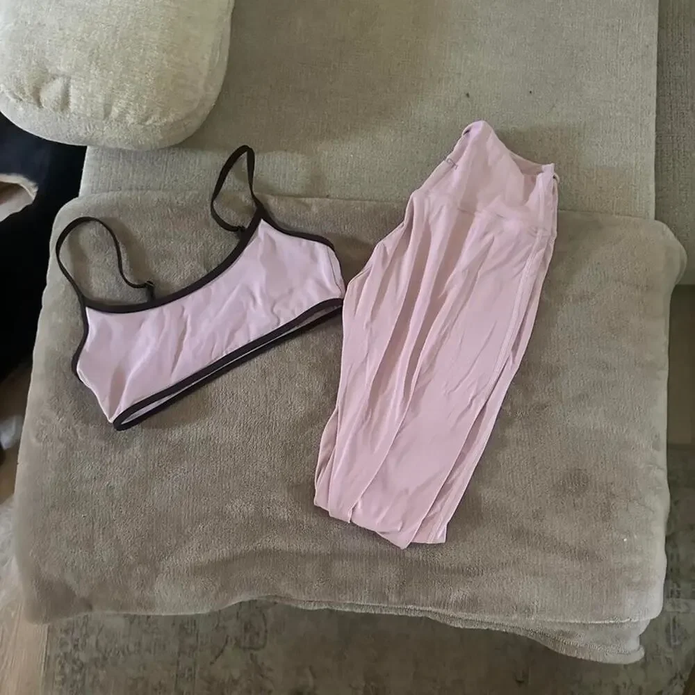 Milk activewear set in light